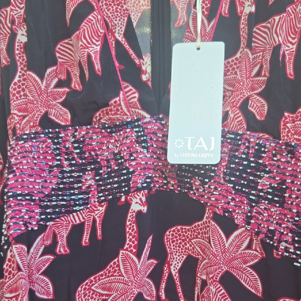 Taj by Sabrina Crippa - Picture 4 of 10